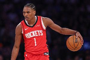 各种蹦真全面!阿门10中6砍12分10板9助&6前场板 正负值+32