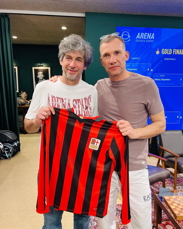 体育app下载官网-阿尔贝蒂尼与舍甫琴科同框引回忆|ac米兰_新浪娱乐_新浪新闻